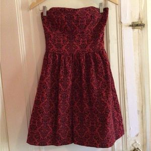 Beautiful Strapless Forever 21 Bubble Skirt